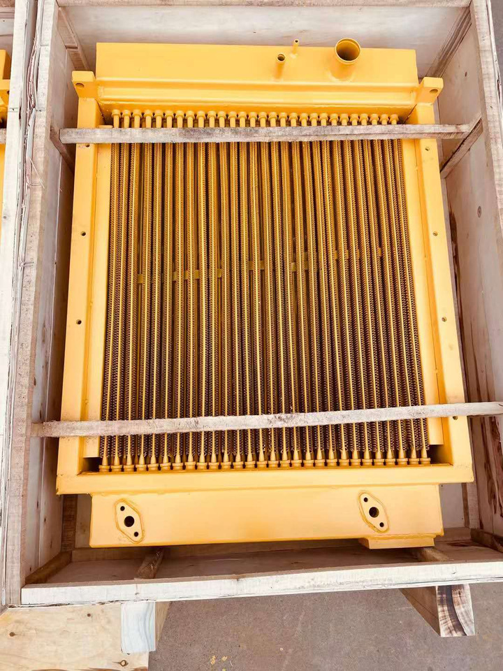KOMATSU 134-03-00100 - Radiators - Ekskavators: foto 1 KOMATSU 134-03-00100 - Radiators - Ekskavators: foto 1