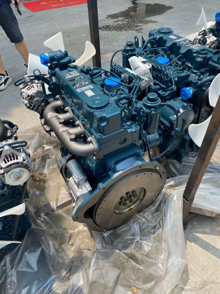 KUBOTA V3600 - Dzinējs - Ekskavators: foto 4 KUBOTA V3600 - Dzinējs - Ekskavators: foto 4