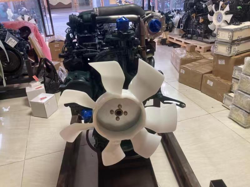 KUBOTA V3800 - Dzinējs - Ekskavators: foto 1 KUBOTA V3800 - Dzinējs - Ekskavators: foto 1