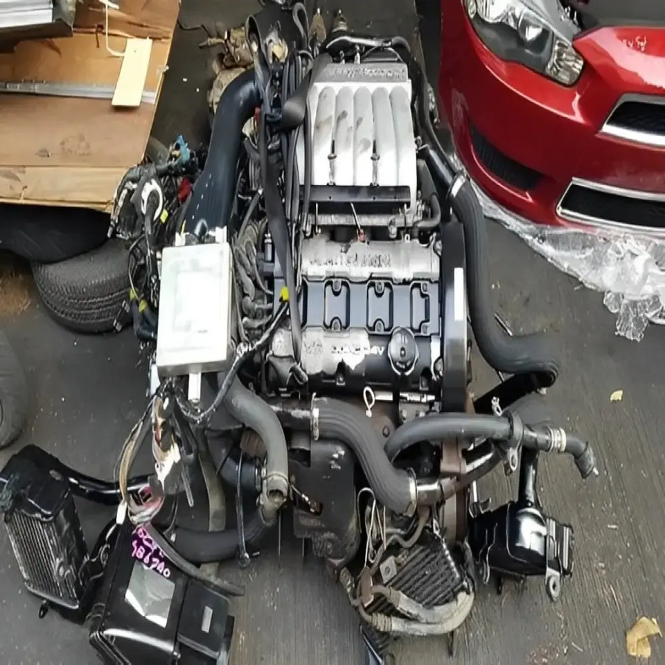 MITSUBISHI 6D16 - Dzinējs - Kravas automašīna ar tentu: foto 2 MITSUBISHI 6D16 - Dzinējs - Kravas automašīna ar tentu: foto 2