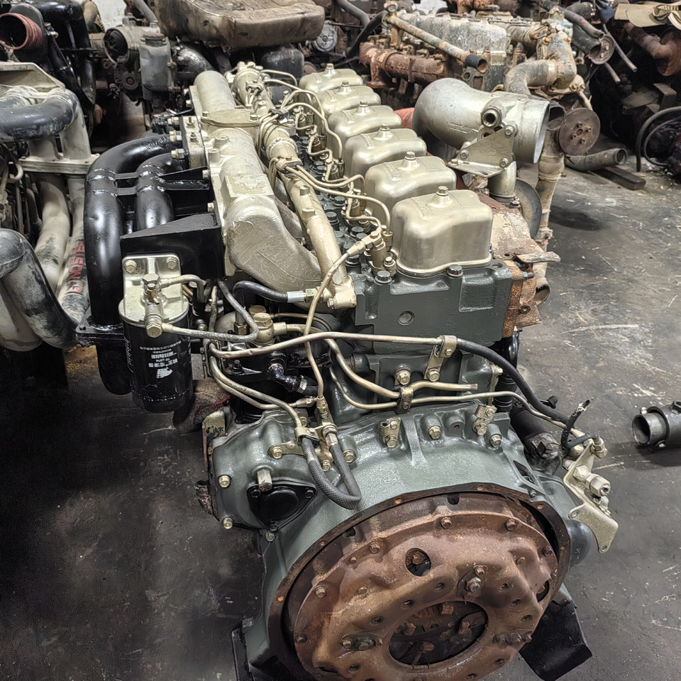 MITSUBISHI 6D22 - Dzinējs - Kravas automašīna ar slēgto virsbūvi: foto 3 MITSUBISHI 6D22 - Dzinējs - Kravas automašīna ar slēgto virsbūvi: foto 3