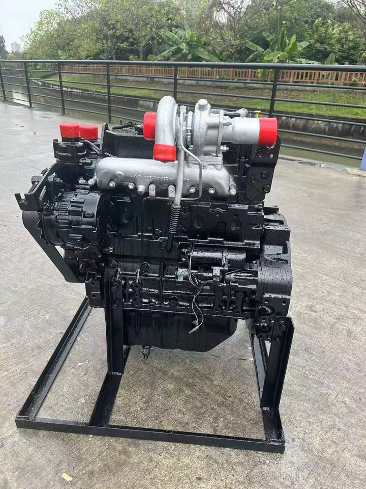 MITSUBISHI D04 - Dzinējs - Ekskavators: foto 3 MITSUBISHI D04 - Dzinējs - Ekskavators: foto 3