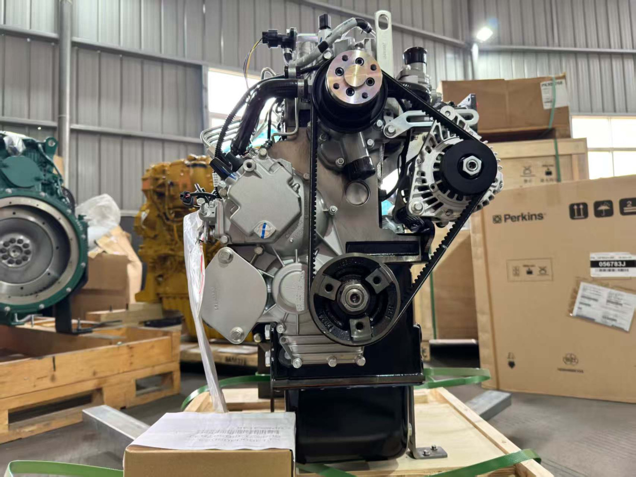 PERKINS 404D-22t - Dzinējs - Ekskavators: foto 3 PERKINS 404D-22t - Dzinējs - Ekskavators: foto 3