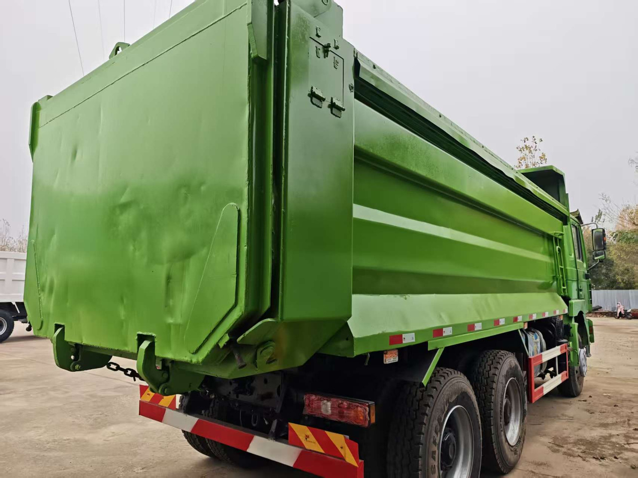 SHACMAN F3000 - Autocisterna: foto 5 SHACMAN F3000 - Autocisterna: foto 5