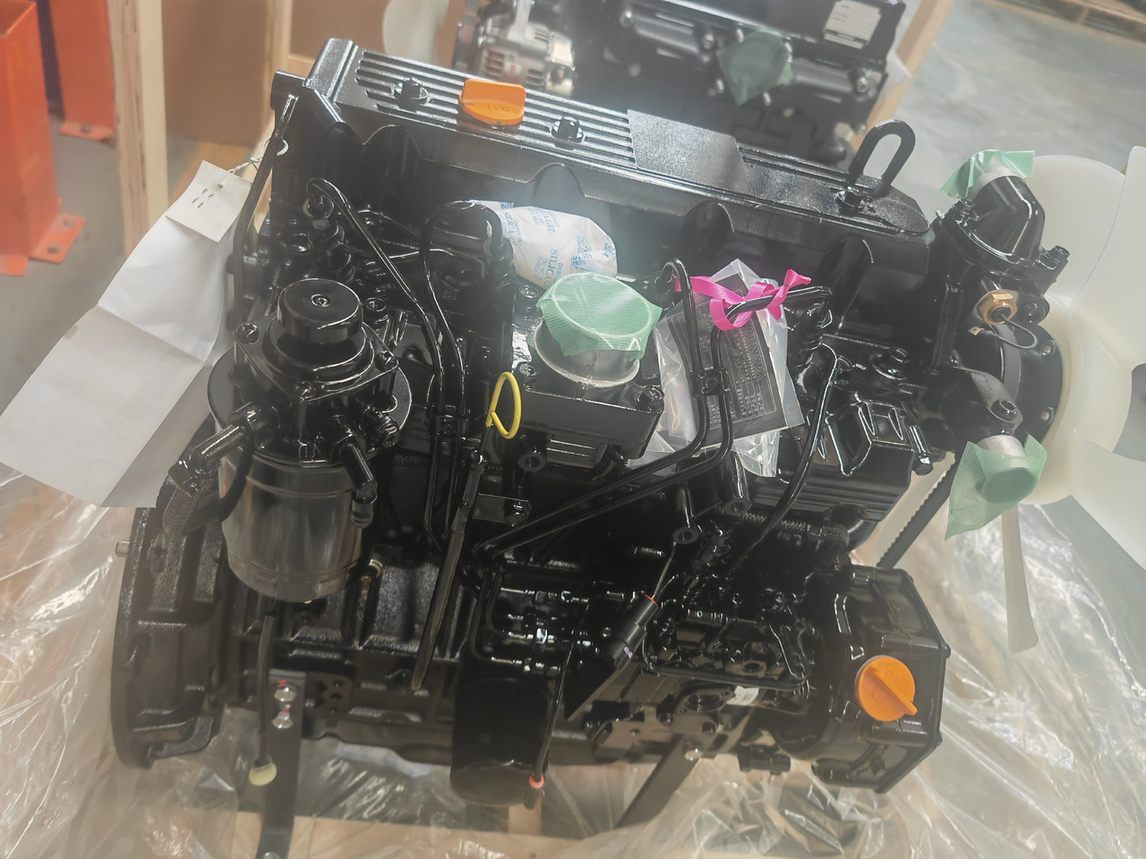 YANMAR 4TNE94 - Dzinējs - Mini-ekskavators: foto 1 YANMAR 4TNE94 - Dzinējs - Mini-ekskavators: foto 1