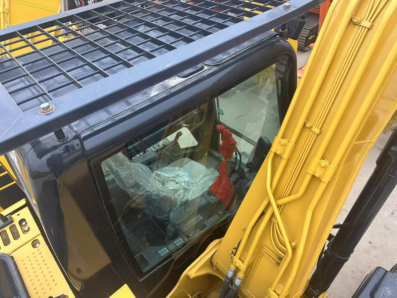 Kāpurķēžu ekskavators CATERPILLAR 312D2: foto 8