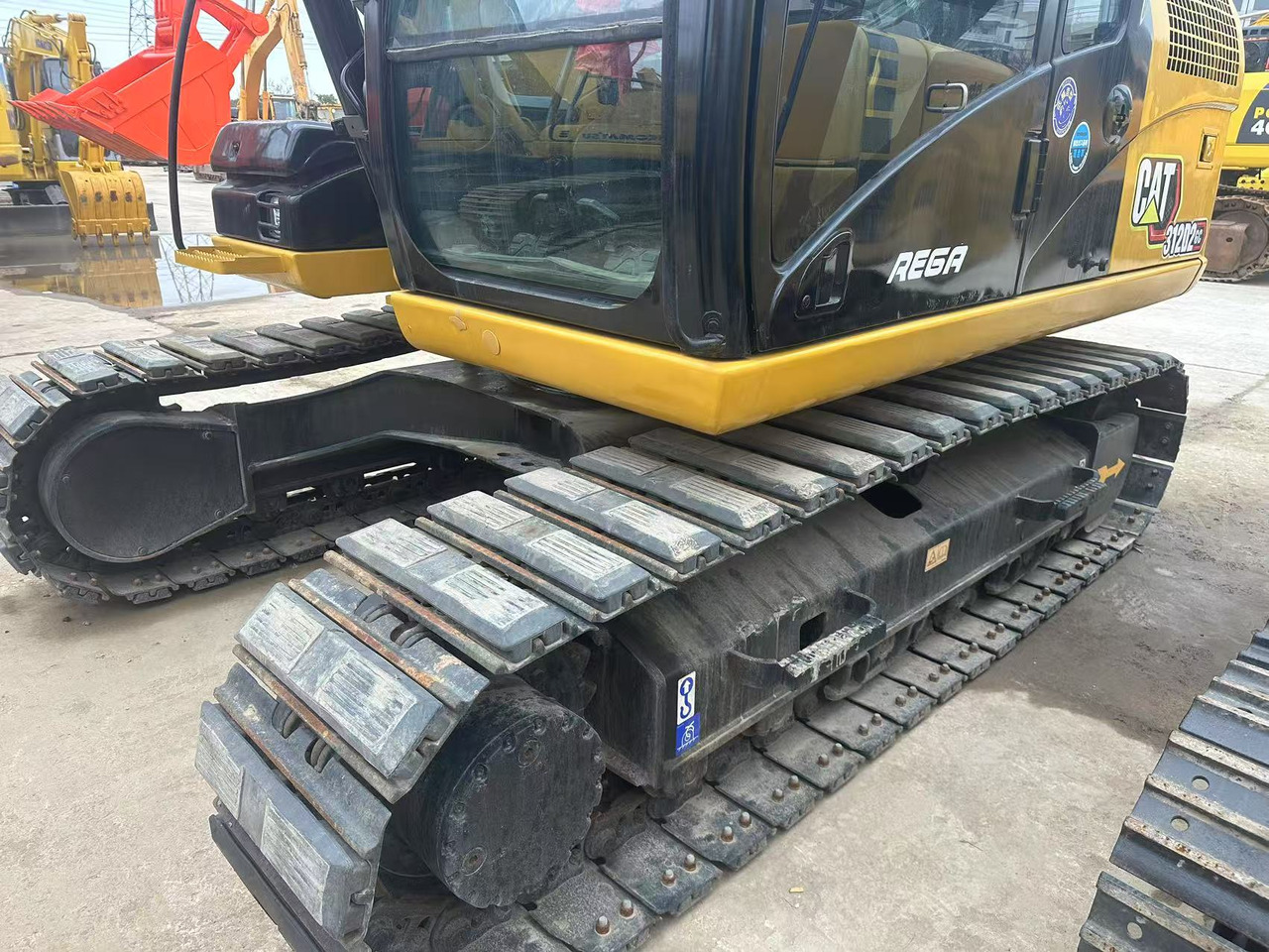 CATERPILLAR Second hand CAT Excavator 312D2 Hotsale - Kāpurķēžu ekskavators: foto 3 CATERPILLAR Second hand CAT Excavator 312D2 Hotsale - Kāpurķēžu ekskavators: foto 3