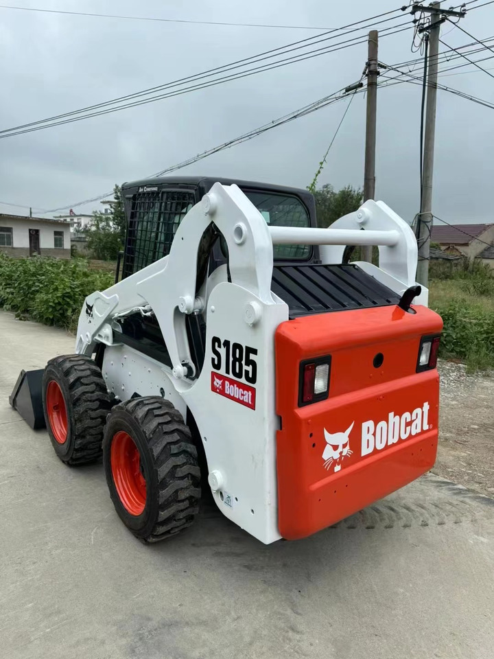 BOBCAT High Quality BOBCAT-S185 Skid Steer Loader in Good Condition - Celtniecības tehnika: foto 3 BOBCAT High Quality BOBCAT-S185 Skid Steer Loader in Good Condition - Celtniecības tehnika: foto 3