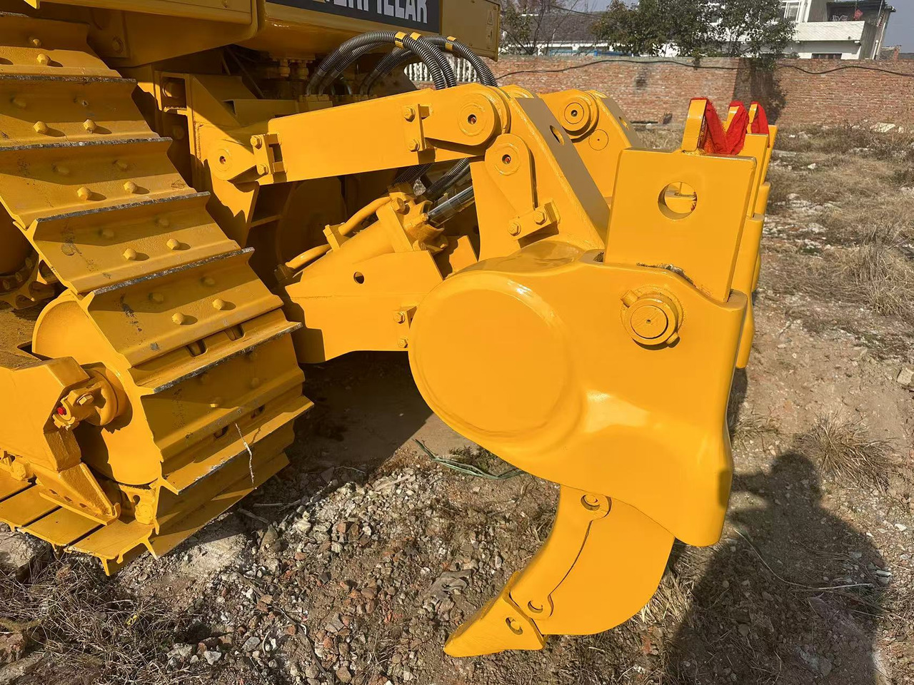 CATERPILLAR High Quality Hotsale CAT D8R - Celtniecības tehnika: foto 4 CATERPILLAR High Quality Hotsale CAT D8R - Celtniecības tehnika: foto 4