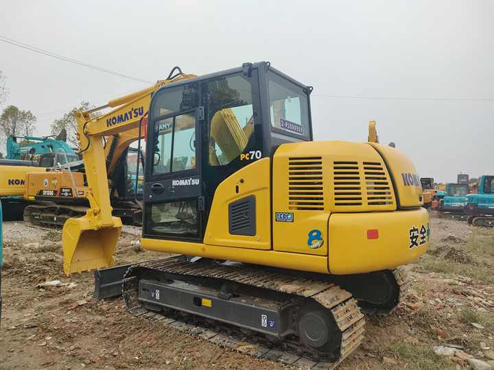 Cheap Used Komatsu PC70-8 Crawler Excavator with High Efficiency Used Heavy Machinery Komatsu PC70-8 Digger Cheap for Sale - Kāpurķēžu ekskavators: foto 4 Cheap Used Komatsu PC70-8 Crawler Excavator with High Efficiency Used Heavy Machinery Komatsu PC70-8 Digger Cheap for Sale - Kāpurķēžu ekskavators: foto 4