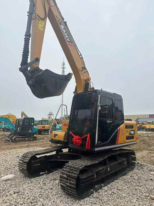 China Brand Used Sany China Brand Used Sany Sy155c Mini Excavator 6ton Crawler Earth Digger Machine for Sale - Kāpurķēžu ekskavators: foto 5 China Brand Used Sany China Brand Used Sany Sy155c Mini Excavator 6ton Crawler Earth Digger Machine for Sale - Kāpurķēžu ekskavators: foto 5