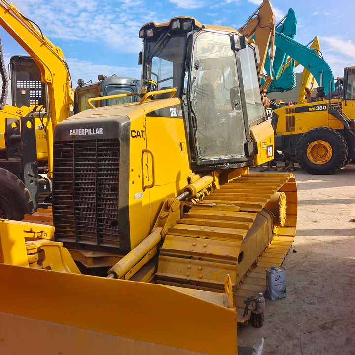 Buldozers Good Condition D3K Bulldozer Used Crawler Bulldozer with Parts Price Bulldozers: foto 1
