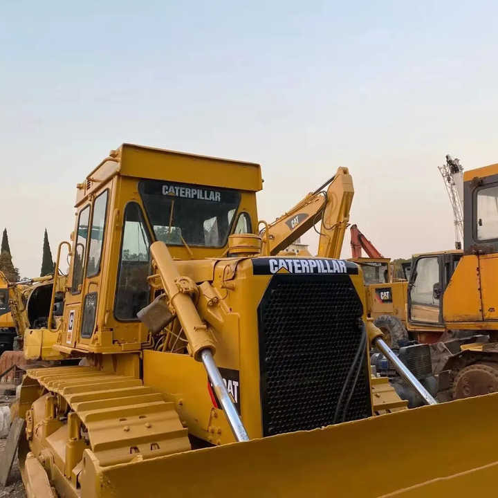 Good Condition D6D Mini Bulldozer New Crawler Bulldozer with Parts Price Bulldozers - Buldozers: foto 1 Good Condition D6D Mini Bulldozer New Crawler Bulldozer with Parts Price Bulldozers - Buldozers: foto 1