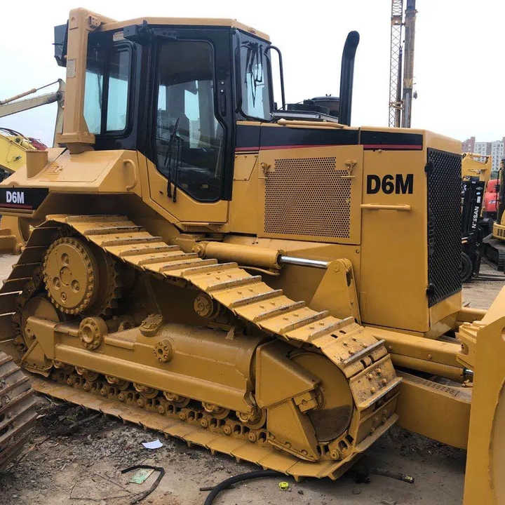 Good Condition D6m Mini Bulldozer New Crawler Bulldozer with Parts Price Bulldozers - Buldozers: foto 2 Good Condition D6m Mini Bulldozer New Crawler Bulldozer with Parts Price Bulldozers - Buldozers: foto 2