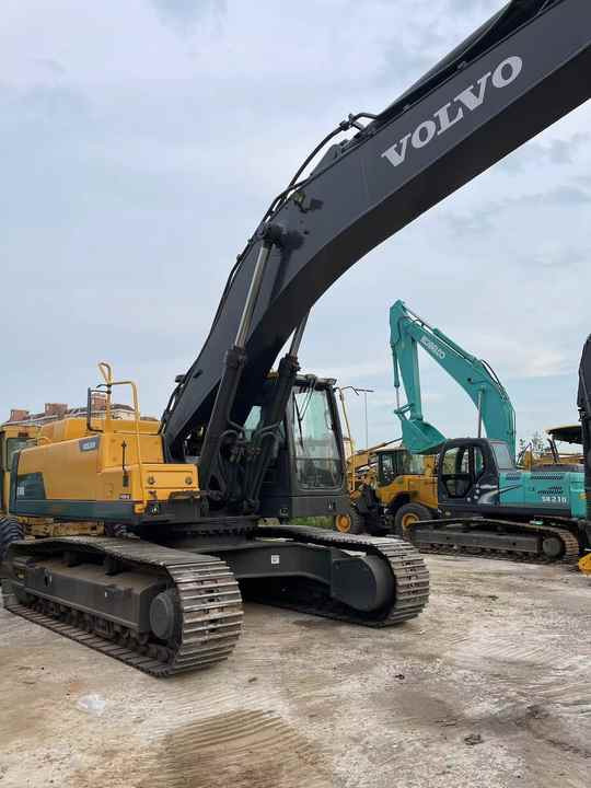 Good Condition VOLVO EC480DL Excavator Low Price Large Hydraulic Crawler Excavator volvo 480dl for Sale - Kāpurķēžu ekskavators: foto 4 Good Condition VOLVO EC480DL Excavator Low Price Large Hydraulic Crawler Excavator volvo 480dl for Sale - Kāpurķēžu ekskavators: foto 4