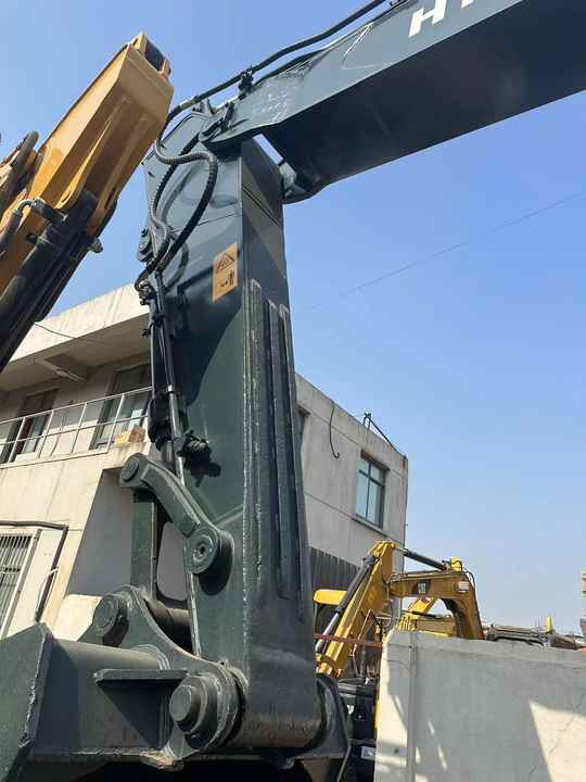 Heavy-Duty Hyundai 305 Excavator for Mining & Construction - Well-Maintained, Warranty Included - Kāpurķēžu ekskavators: foto 4 Heavy-Duty Hyundai 305 Excavator for Mining & Construction - Well-Maintained, Warranty Included - Kāpurķēžu ekskavators: foto 4