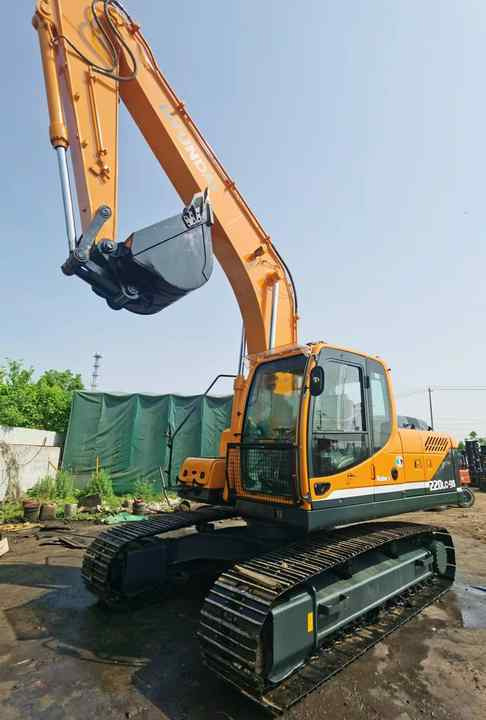 Hyundai Digger 220lc-9s Second Hand Korea Made High Performance Machine Hyundai Excavator for Sale - Kāpurķēžu ekskavators: foto 2 Hyundai Digger 220lc-9s Second Hand Korea Made High Performance Machine Hyundai Excavator for Sale - Kāpurķēžu ekskavators: foto 2