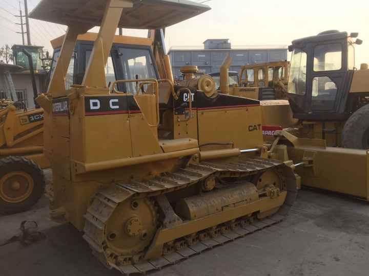 Mini CAT Bulldozer D3c D3 D3k D3m D4h D4m D4k D5h D5g D5k D5m Used Bulldozer with Ripper for Sale - Buldozers: foto 5 Mini CAT Bulldozer D3c D3 D3k D3m D4h D4m D4k D5h D5g D5k D5m Used Bulldozer with Ripper for Sale - Buldozers: foto 5
