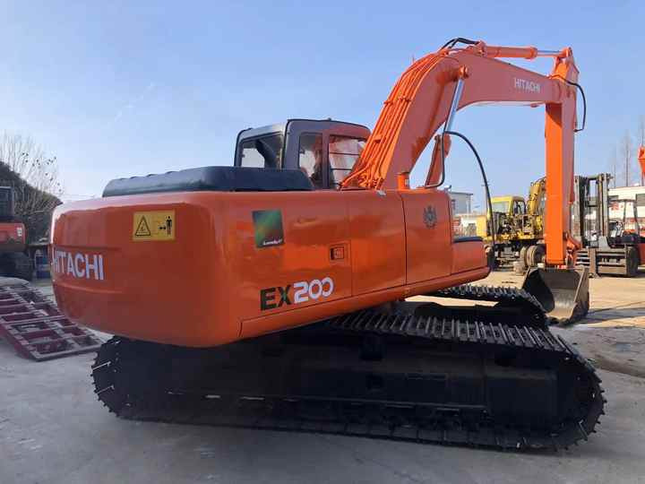Original Japan Hitachi ZX200 Excavator Hitachi Excavator in Low Price for Hot Sale - Kāpurķēžu ekskavators: foto 5 Original Japan Hitachi ZX200 Excavator Hitachi Excavator in Low Price for Hot Sale - Kāpurķēžu ekskavators: foto 5