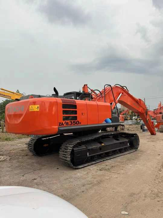 Original Japan Hitachi ZX350 Excavator Hitachi Excavator in Low Price for Hot Sale - Kāpurķēžu ekskavators: foto 3 Original Japan Hitachi ZX350 Excavator Hitachi Excavator in Low Price for Hot Sale - Kāpurķēžu ekskavators: foto 3