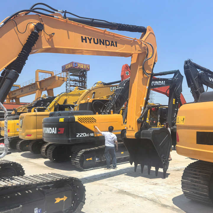 Reliable Used Hyundai 305 Hydraulic Excavator | 30% Below New Price | Alibaba Verified Supplier - Kāpurķēžu ekskavators: foto 1 Reliable Used Hyundai 305 Hydraulic Excavator | 30% Below New Price | Alibaba Verified Supplier - Kāpurķēžu ekskavators: foto 1
