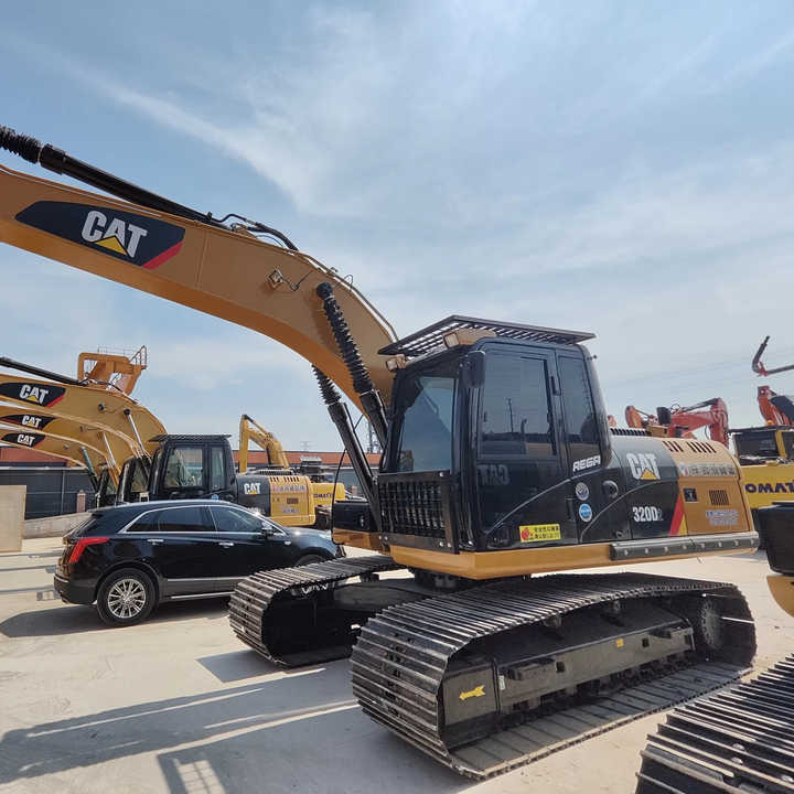 USED CAT 320 Excavator with Wide Track Shoe for Sale - Ekskavators: foto 1 USED CAT 320 Excavator with Wide Track Shoe for Sale - Ekskavators: foto 1