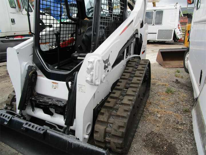 Used Bob Cat Bob Cat T590 Used Skid Steer Wheel Loader Multifunctional Track Loaders Bobcat - Riteņu iekrāvējs: foto 3 Used Bob Cat Bob Cat T590 Used Skid Steer Wheel Loader Multifunctional Track Loaders Bobcat - Riteņu iekrāvējs: foto 3