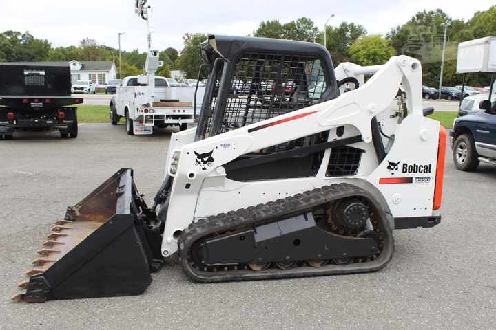 Used Bobcat T590 UsedSkid Steer Loader with Good Condition for Sale S160 S300 S185 S330 - Kompaktiekrāvējs: foto 2 Used Bobcat T590 UsedSkid Steer Loader with Good Condition for Sale S160 S300 S185 S330 - Kompaktiekrāvējs: foto 2