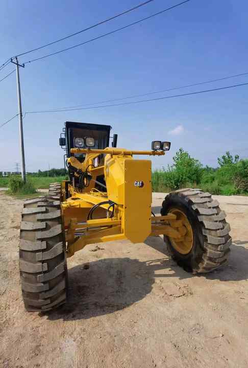 Used Caterpillar CAT 140k Land Road Motor Grader CAT140k Used Grader Cheap Price for Sale - Greiders: foto 2 Used Caterpillar CAT 140k Land Road Motor Grader CAT140k Used Grader Cheap Price for Sale - Greiders: foto 2
