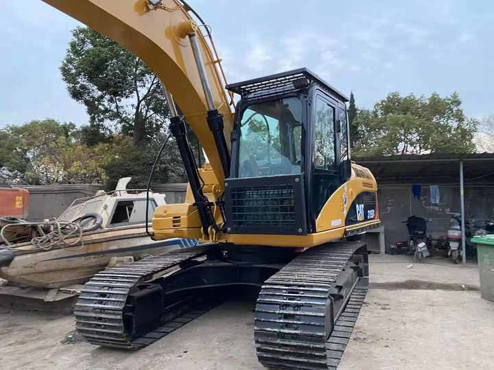 Used Crawler Caterpillar 315DL Excavator with Good Performance Hot Sale Used Engineering & Construction Machinery - Ekskavators: foto 4 Used Crawler Caterpillar 315DL Excavator with Good Performance Hot Sale Used Engineering & Construction Machinery - Ekskavators: foto 4