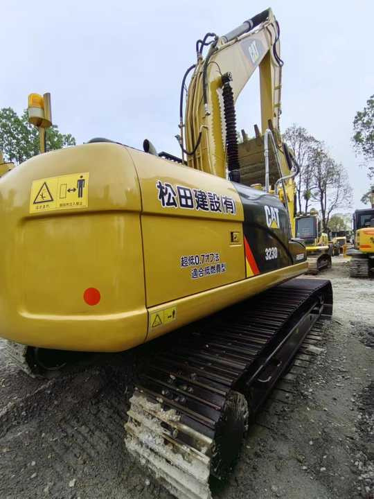 Used Digger CAT 323DL Construction Machinery Construction Digger Used CAT 323DL Cheap Excavator - Kāpurķēžu ekskavators: foto 4 Used Digger CAT 323DL Construction Machinery Construction Digger Used CAT 323DL Cheap Excavator - Kāpurķēžu ekskavators: foto 4