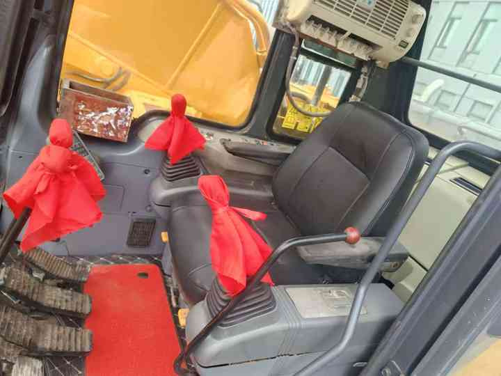 Used Digger DOOSAN DX55 Construction Machinery Construction Digger Used DOOSAN DX55 Cheap Excavator - Kāpurķēžu ekskavators: foto 5 Used Digger DOOSAN DX55 Construction Machinery Construction Digger Used DOOSAN DX55 Cheap Excavator - Kāpurķēžu ekskavators: foto 5