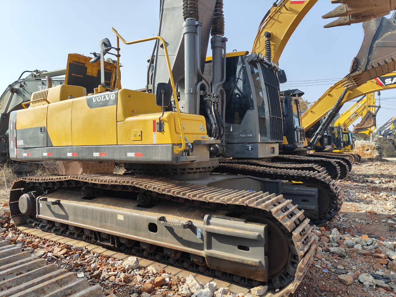 Used Excavator Big Machine VOLVO EC480DL - Kāpurķēžu ekskavators: foto 2 Used Excavator Big Machine VOLVO EC480DL - Kāpurķēžu ekskavators: foto 2