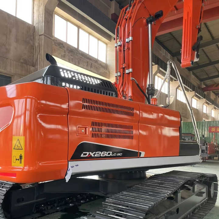 Used Excavator Doosan DX260LC-9 Excavators Mini Equipment Earth Moving Machinery Doosan Digger Excavator for Sale - Ekskavators: foto 4 Used Excavator Doosan DX260LC-9 Excavators Mini Equipment Earth Moving Machinery Doosan Digger Excavator for Sale - Ekskavators: foto 4