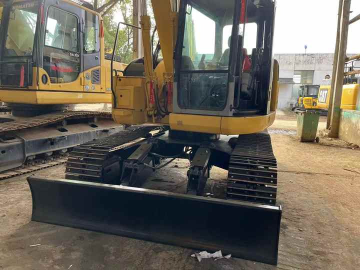 Used Good Quality Japan Original PC138us in Good Condition PC138us Komatsu - Kāpurķēžu ekskavators: foto 2 Used Good Quality Japan Original PC138us in Good Condition PC138us Komatsu - Kāpurķēžu ekskavators: foto 2