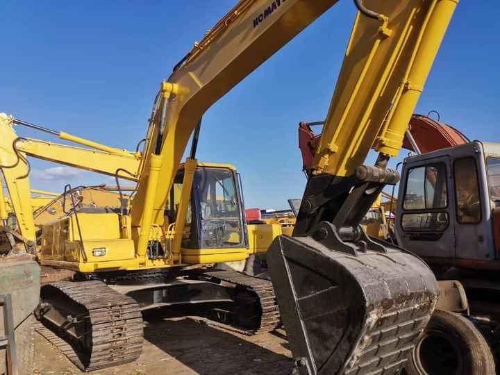 Used Good Quality Japan Original PC200-6 in Good Condition PC200-6 Komatsu - Kāpurķēžu ekskavators: foto 4 Used Good Quality Japan Original PC200-6 in Good Condition PC200-6 Komatsu - Kāpurķēžu ekskavators: foto 4