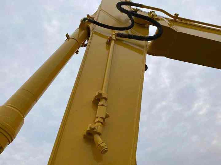 Used Good Quality Japan Original PC200-7 in Good Condition PC200-7 Komatsu - Kāpurķēžu ekskavators: foto 3 Used Good Quality Japan Original PC200-7 in Good Condition PC200-7 Komatsu - Kāpurķēžu ekskavators: foto 3