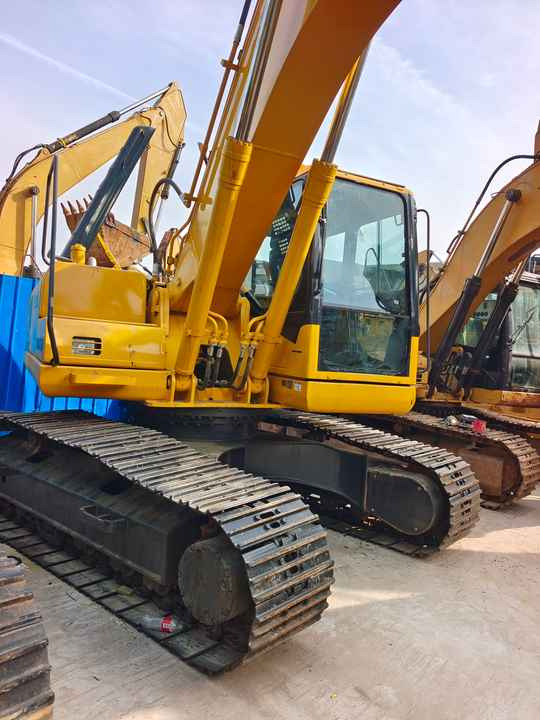 Used Good Quality Japan Original PC200-7 in Good Condition PC200-7 Komatsu - Kāpurķēžu ekskavators: foto 5 Used Good Quality Japan Original PC200-7 in Good Condition PC200-7 Komatsu - Kāpurķēžu ekskavators: foto 5