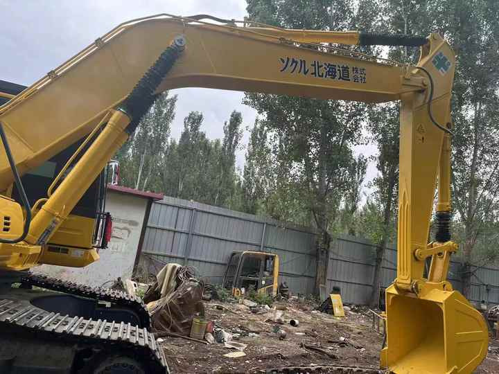 Used Good Quality Japan Original PC220-8 in Good Condition PC220-8 Komatsu - Kāpurķēžu ekskavators: foto 5 Used Good Quality Japan Original PC220-8 in Good Condition PC220-8 Komatsu - Kāpurķēžu ekskavators: foto 5