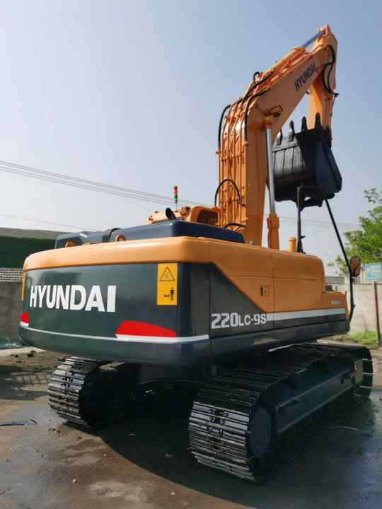 Used HYUNDAI R220-9S New Model Excavator Second Hand Machine Popular Brand Korean hyundai Hydraulic Machinery - Ekskavators: foto 2 Used HYUNDAI R220-9S New Model Excavator Second Hand Machine Popular Brand Korean hyundai Hydraulic Machinery - Ekskavators: foto 2