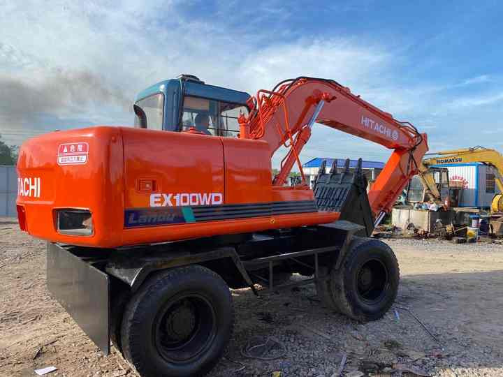 Used Hitachi Ex100WD Wheel Excavator for Sale Japan Made Hitachi Ex100wd Wheeled Excavator for Sale - Riteņu ekskavators: foto 4 Used Hitachi Ex100WD Wheel Excavator for Sale Japan Made Hitachi Ex100wd Wheeled Excavator for Sale - Riteņu ekskavators: foto 4