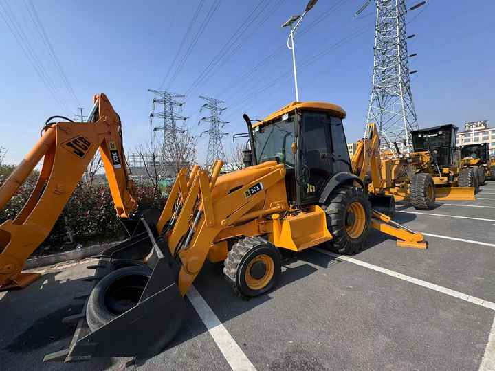 Used Hydraulic Backhoe Loader JCB3CX 7t in Good Condition Cheap Price in Stock Jcb 3cx 4cx 4cx Loader in Hefei for Sale - Ekskavators-iekrāvējs: foto 5 Used Hydraulic Backhoe Loader JCB3CX 7t in Good Condition Cheap Price in Stock Jcb 3cx 4cx 4cx Loader in Hefei for Sale - Ekskavators-iekrāvējs: foto 5