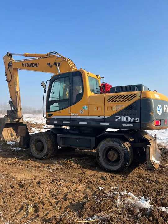 Used Korea Brand Original hyundai 210w-9 Wheel Excavator for Sale Used hyundai Wheel Excavator - Kāpurķēžu ekskavators: foto 5 Used Korea Brand Original hyundai 210w-9 Wheel Excavator for Sale Used hyundai Wheel Excavator - Kāpurķēžu ekskavators: foto 5