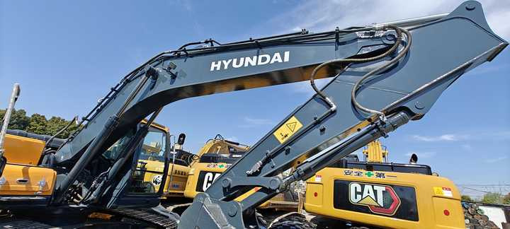 Used Korea Brand hyundai 220-9 with Good Performance in Stock Hot Sale - Ekskavators: foto 2 Used Korea Brand hyundai 220-9 with Good Performance in Stock Hot Sale - Ekskavators: foto 2