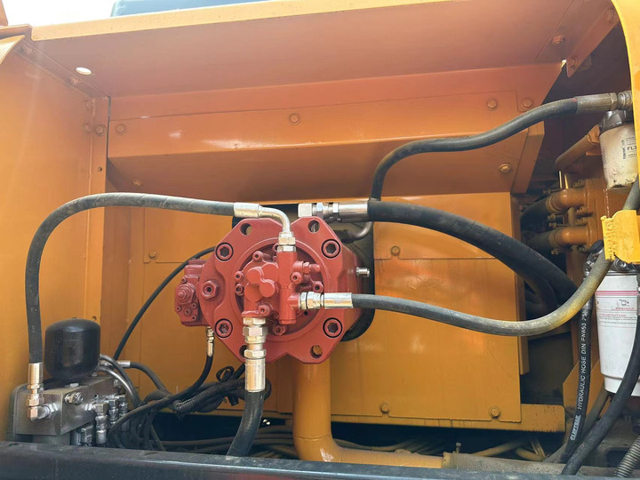 Used Korea Brand hyundai 305-9 Excavator 30tons with High Power and Excellent Performance Hot Sale - Ekskavators: foto 2 Used Korea Brand hyundai 305-9 Excavator 30tons with High Power and Excellent Performance Hot Sale - Ekskavators: foto 2