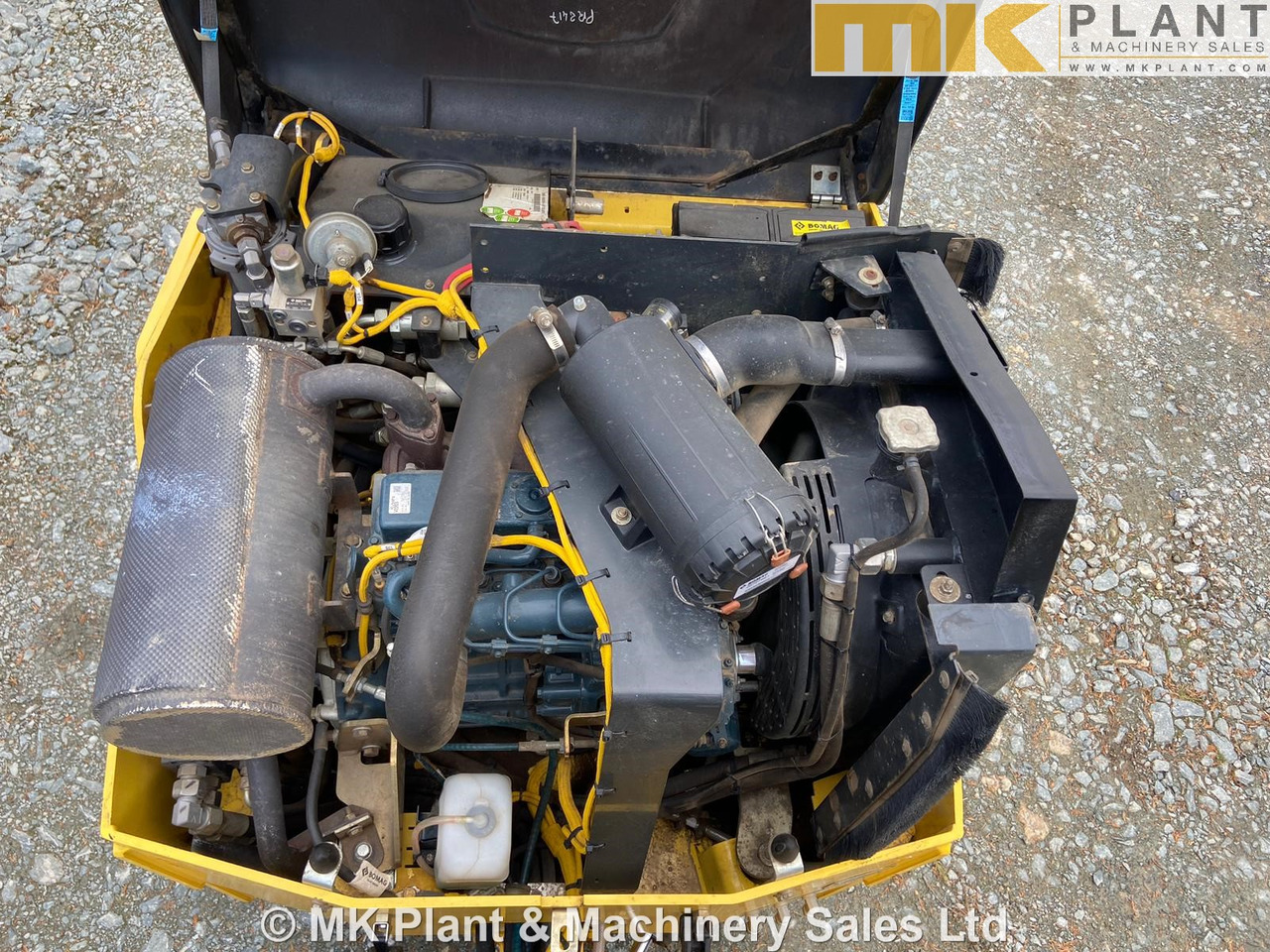 Veltnis BOMAG BW135AD-5: foto 13