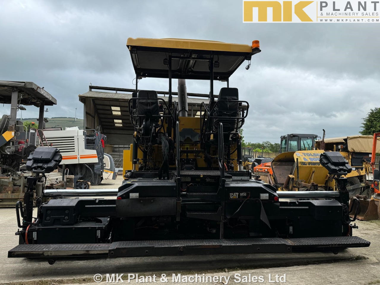 CATERPILLAR AP500F - Asfalta klājējs: foto 5 CATERPILLAR AP500F - Asfalta klājējs: foto 5