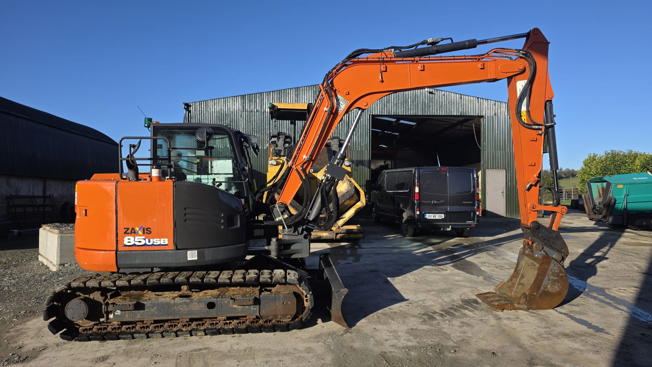 HITACHI ZX85USB-6 - Ekskavators: foto 5 HITACHI ZX85USB-6 - Ekskavators: foto 5