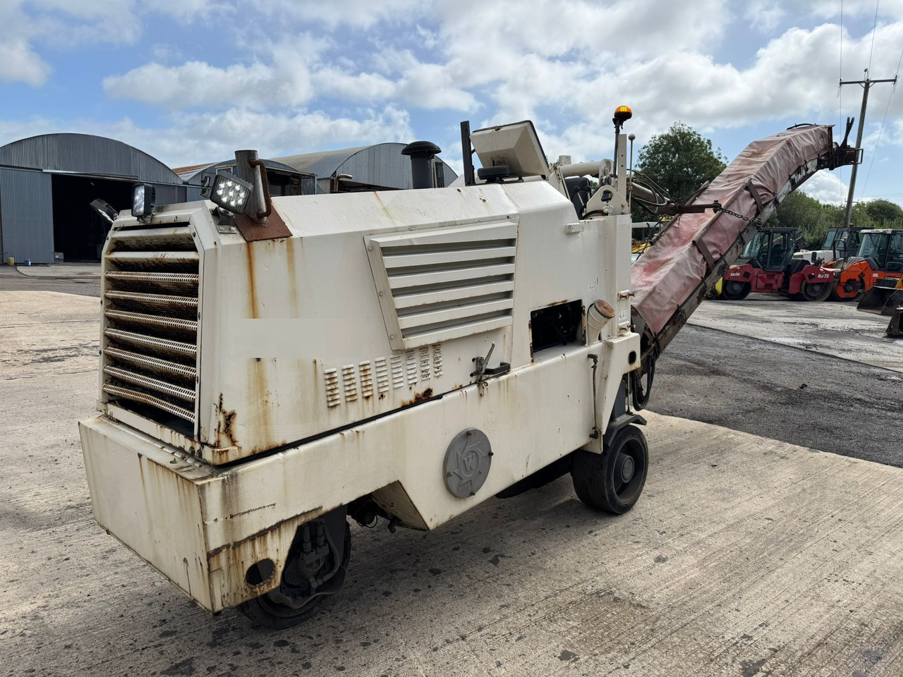 WIRTGEN W500 - Asfalta frēze: foto 1 WIRTGEN W500 - Asfalta frēze: foto 1