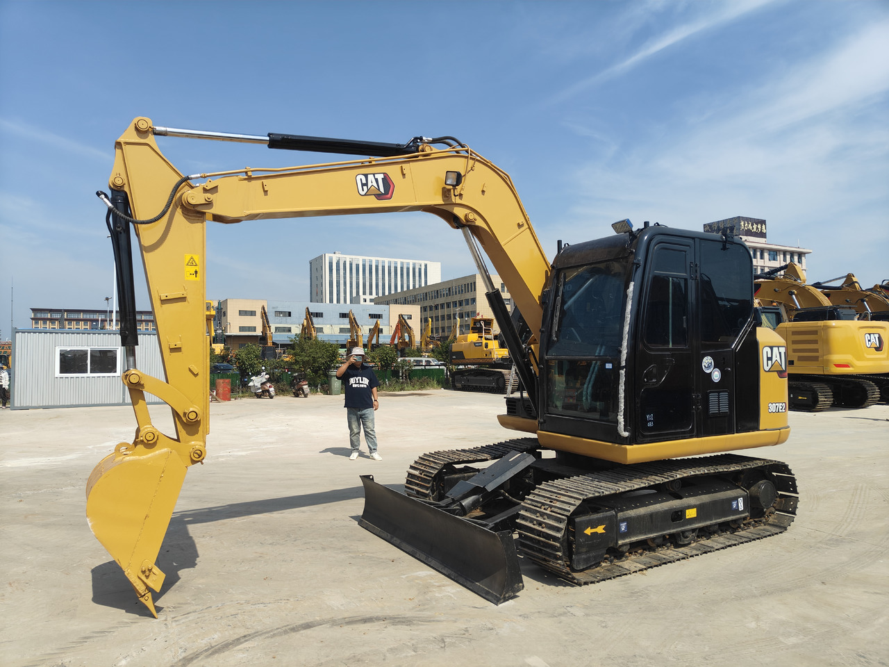 CATERPILLAR 307E2 - Mini-ekskavators: foto 1 CATERPILLAR 307E2 - Mini-ekskavators: foto 1